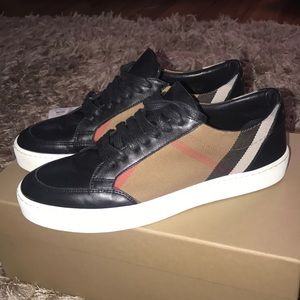 Burberry Salmond Low Top Sneaker